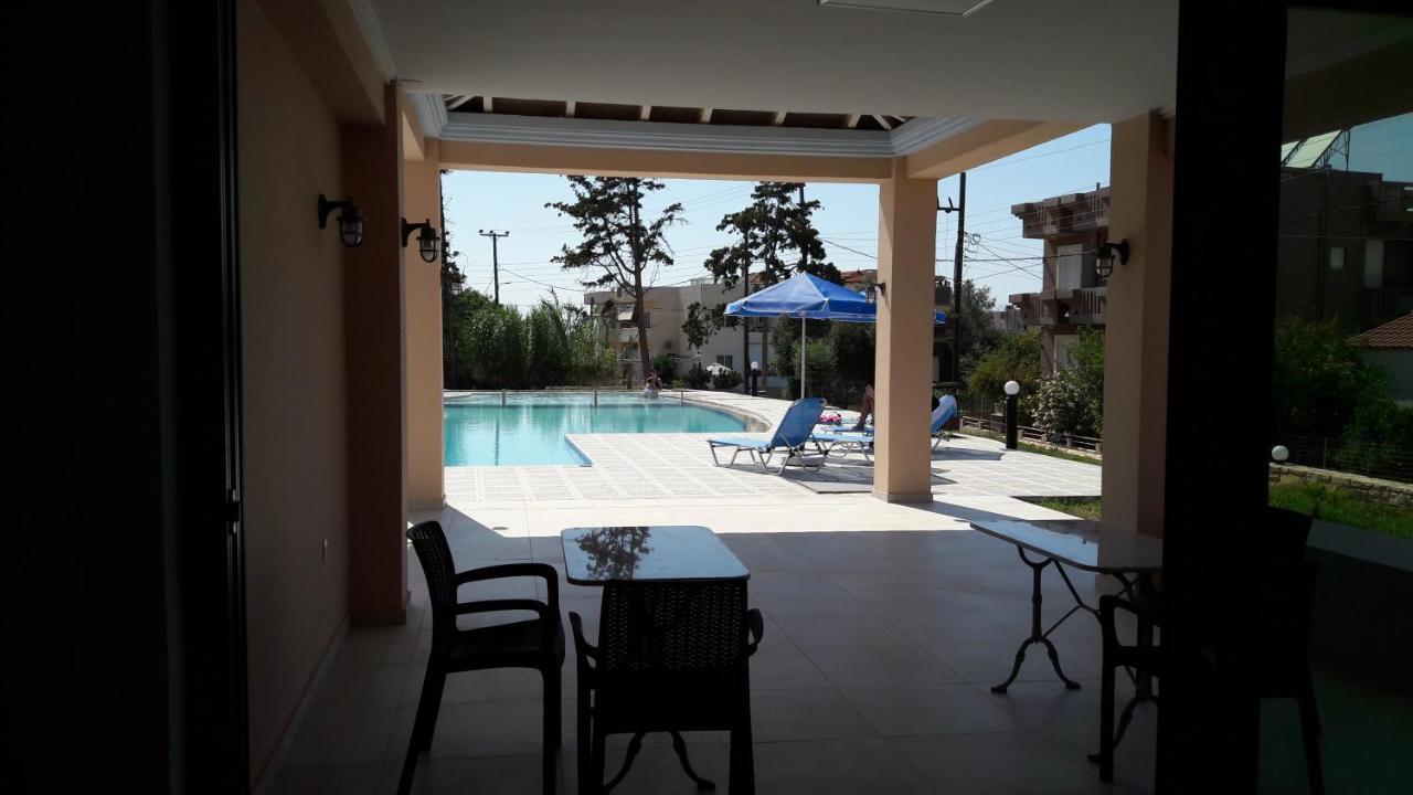 Golden Victory Aparthotel Agia Marina  Exterior photo